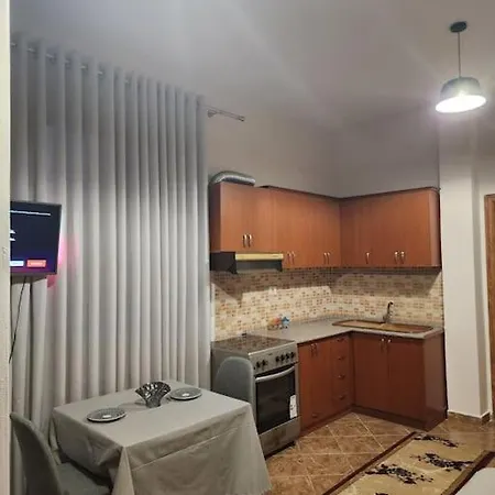 Cozy In شقة تيرانا